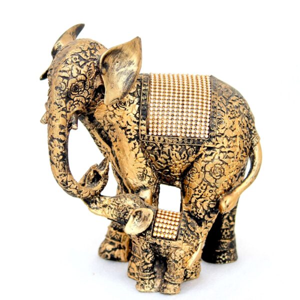 Elephant Family Statue